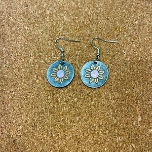 Cute flower earrings!
